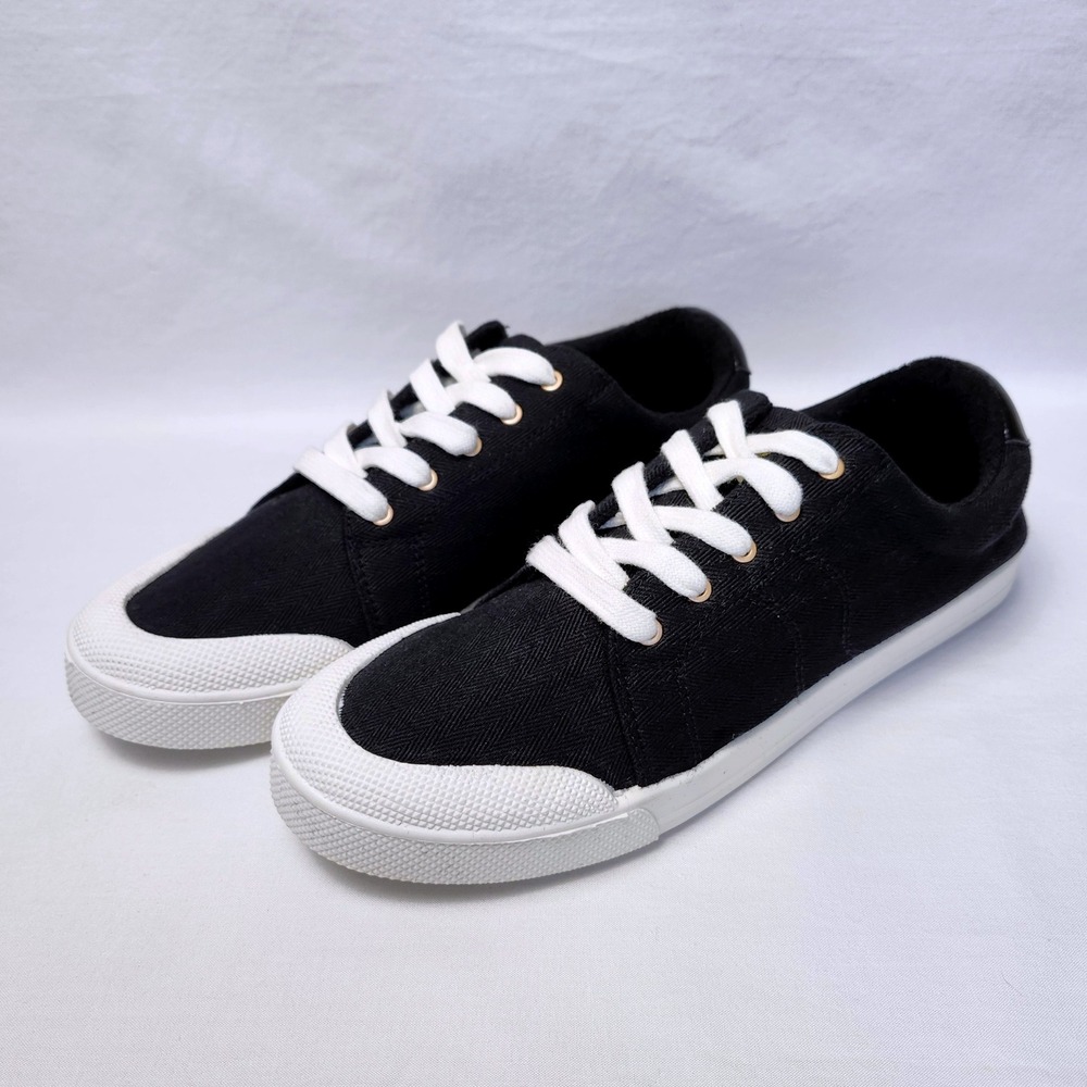 NEW ROXY PIERVIEW CANVAS LACE UP SNEAKERS LOW TOP‎ SHOES WOMENS 10 BLACK WHITE
